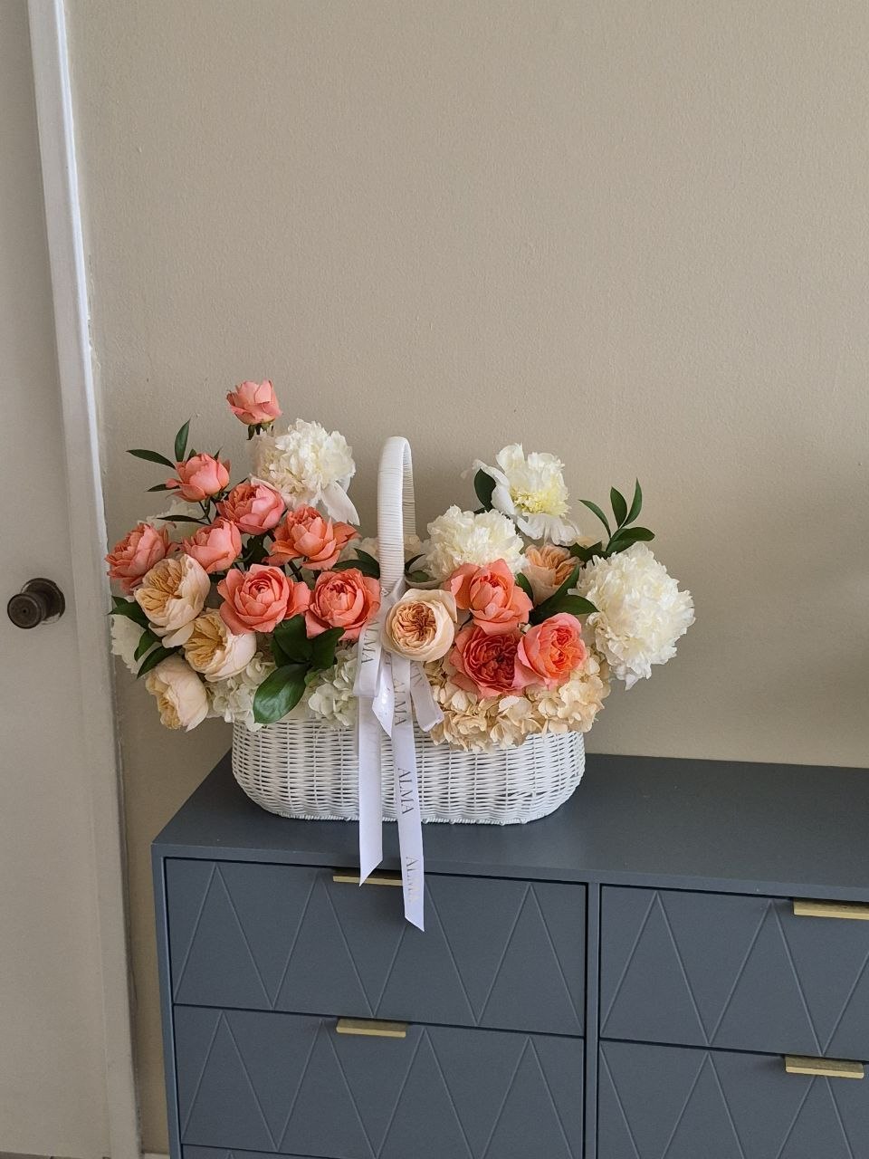 Peach Garden Basket